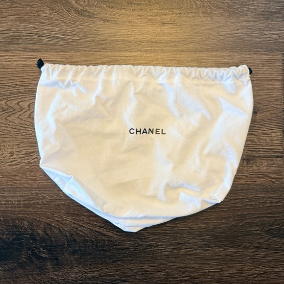 NEW Chanel White Dust Bag - 12” x 8” x 5” - Picture 2 of 5
